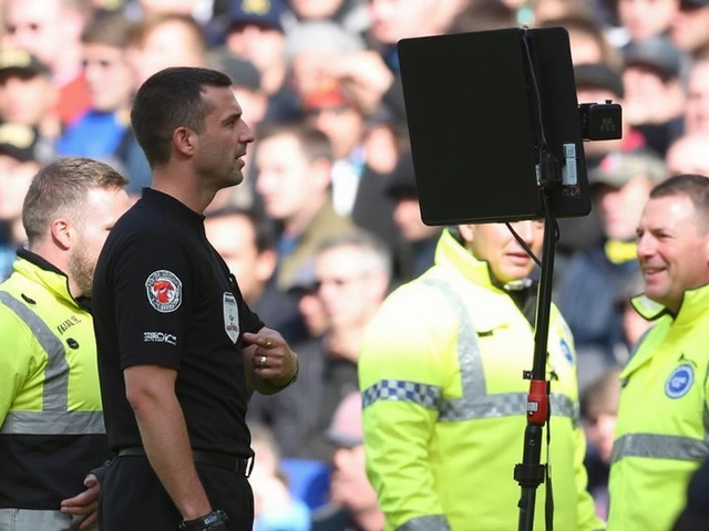 Controversial VAR Ruling Keeps Everton and Manchester United Level in Tense Matchup