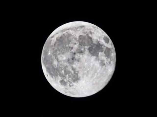 Cold Supermoon 2025 Peaks Dec. 4, Last of Year’s Three Supermoons